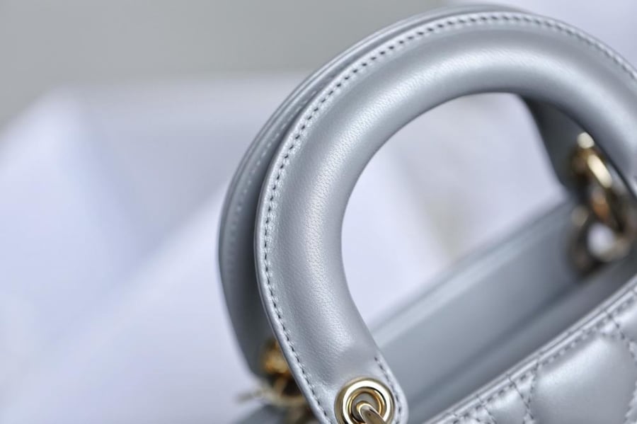 ليدي ديور ميني مقاس 17cm