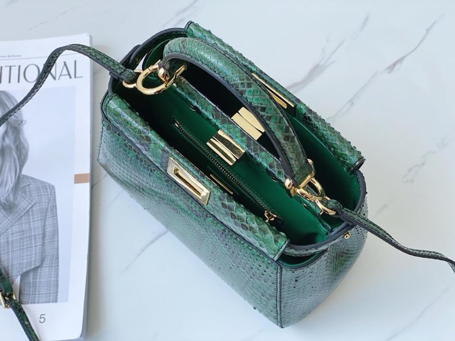 Fendi Peekaboo Petit size 20cm