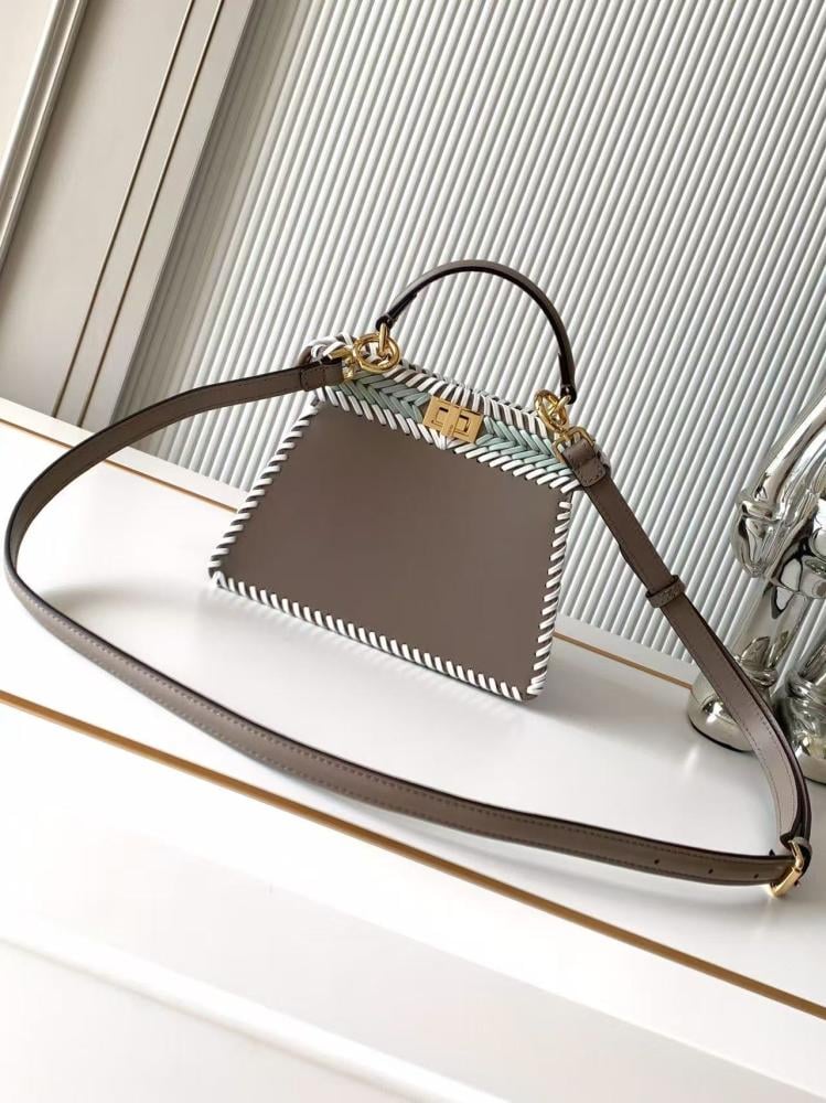 Fendi Peekaboo Petit size 20cm