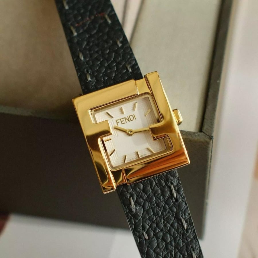 Fendi watch size 28mm