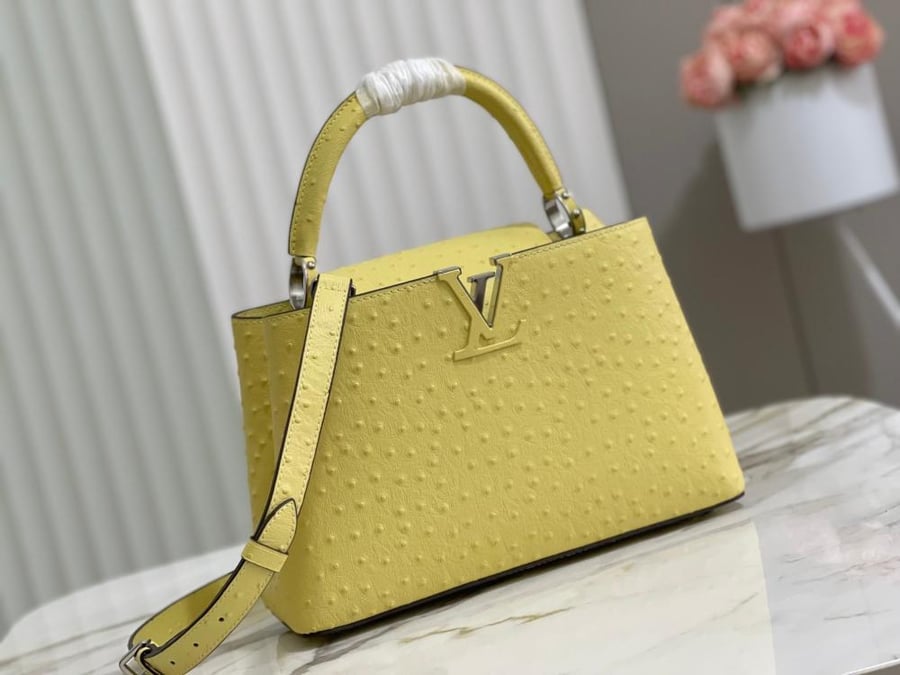 لوي فيتون Capucines مقاس 31.5cm
