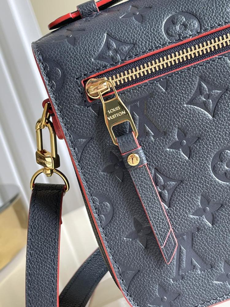 لوي فيتون ‏ Pochette Métis مقاس25cm