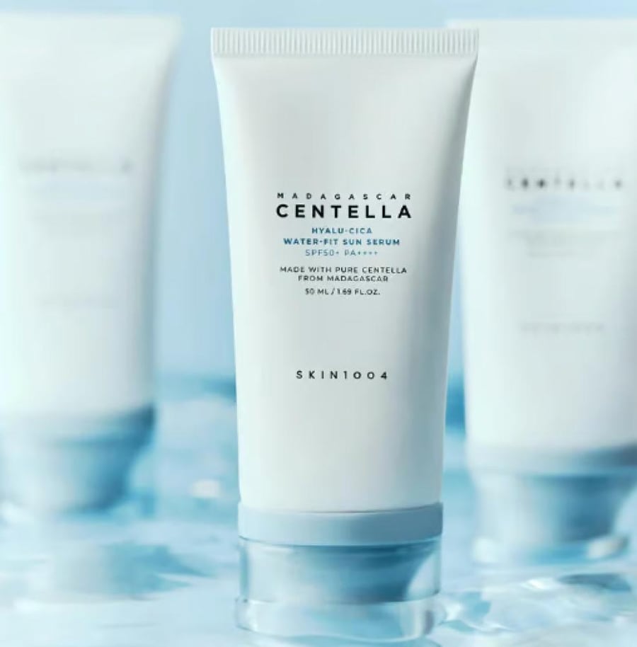 سيروم واقي شمس سكين1004 سينتيلا مدغشقر هيالو-سيكا SPF50+ 50 مل - SKIN1004 Madagascar Centella Hyalu-Cica Water-Fit Sun Serum SPF50