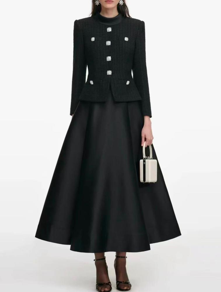 Black dress self 2025