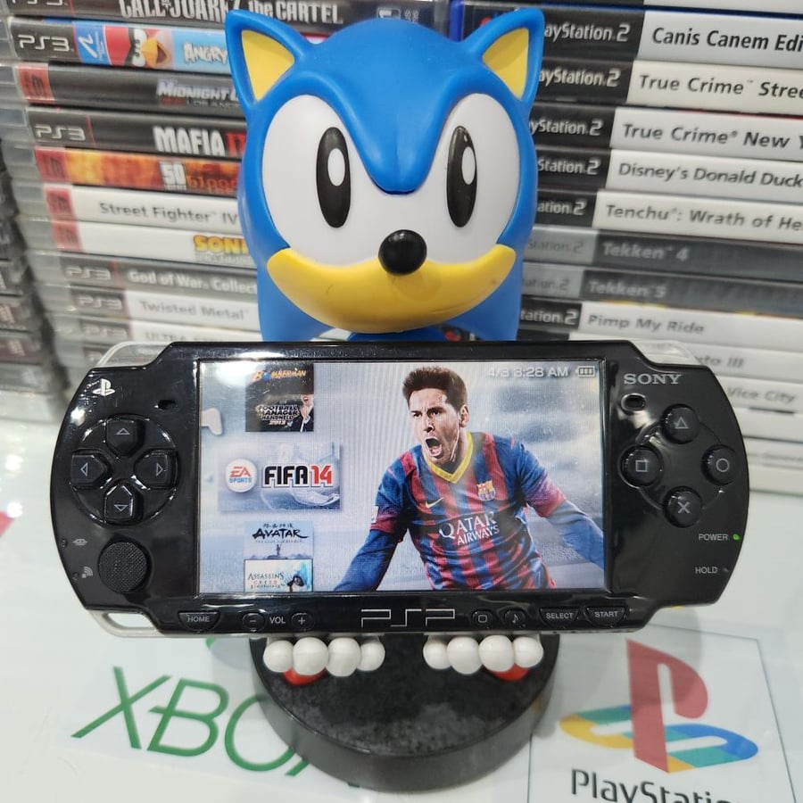PSP جهاز بي اس بي مبرمج بداخله ١٤٠٠ لعبة ( سليم موديل ٢٠٠٠ )