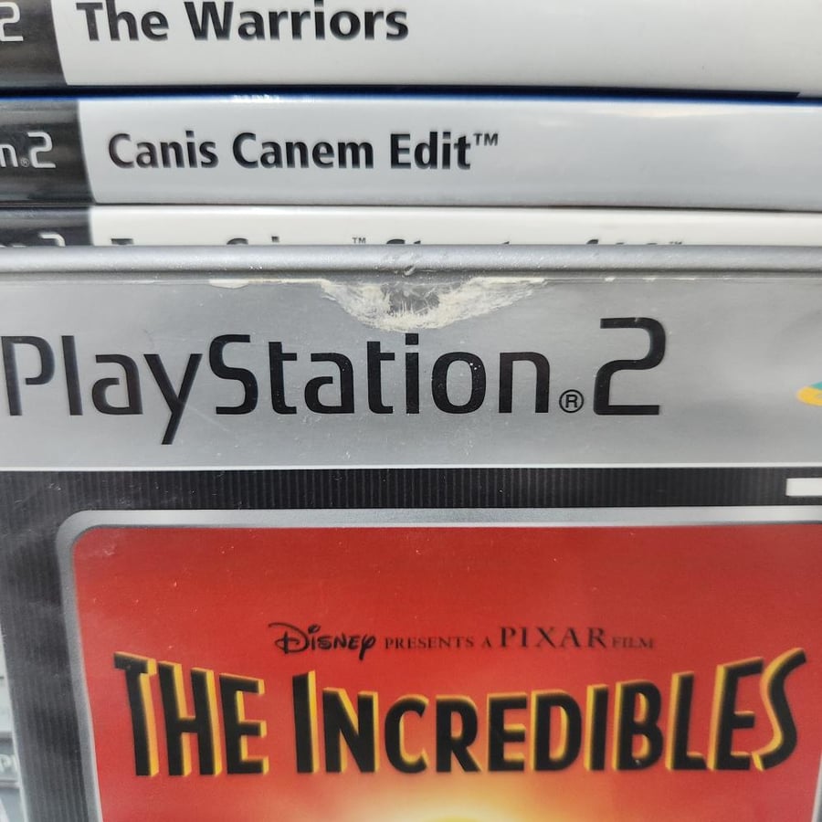 PS2 the incredibles يوجد ملاحظة بالغلاف