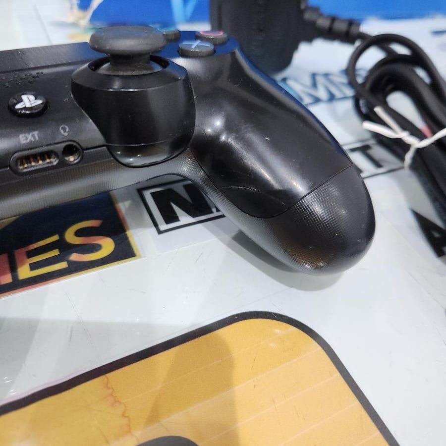 PS4 جهاز بلاستيشن حجم ون تيرا