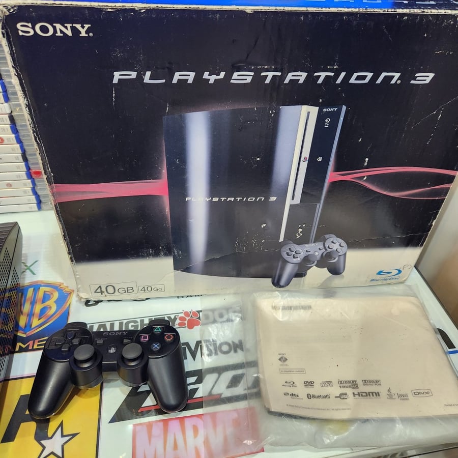 PS3 بلاستيشن ثري فات حجم ٤٠ جيجا