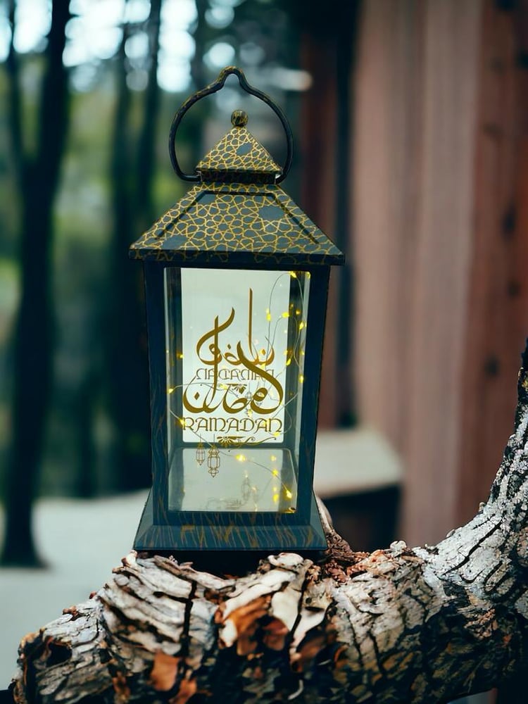 فانوس ضوء بالبطاريات مطبوع رمضان مبارك XXM001A  لونين مع الاصوات انشودة مرحب مرحب يا هلال