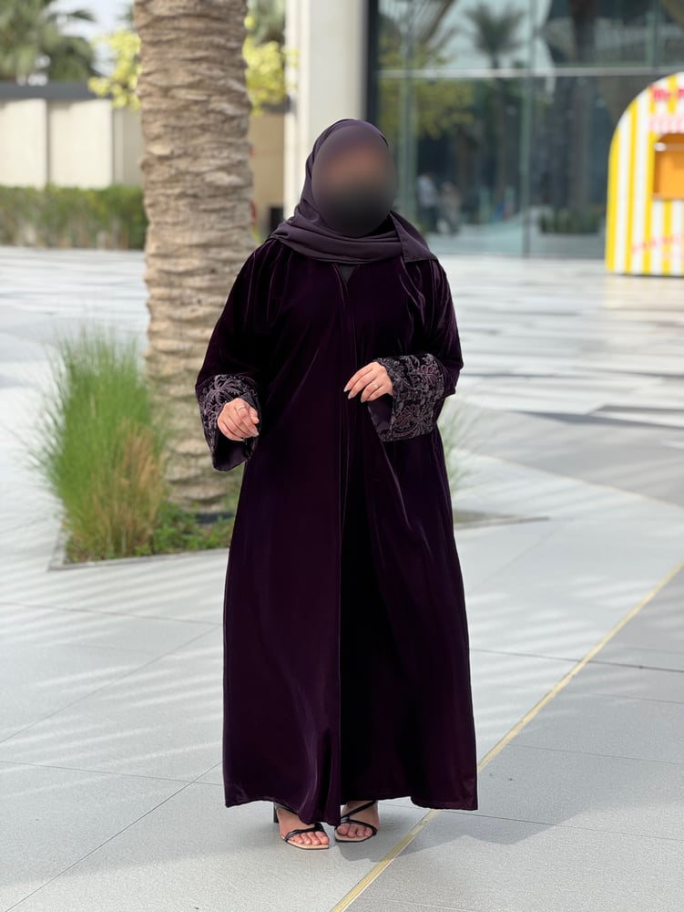 عباية تاليا