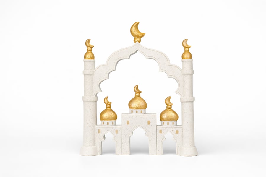 ديكور مسجد جداري مصنوع من الجبس بلون بيج مع ذهبي بتصميم أنيق
