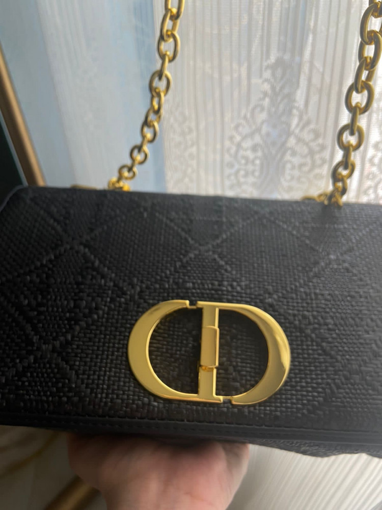 شنطة ديور