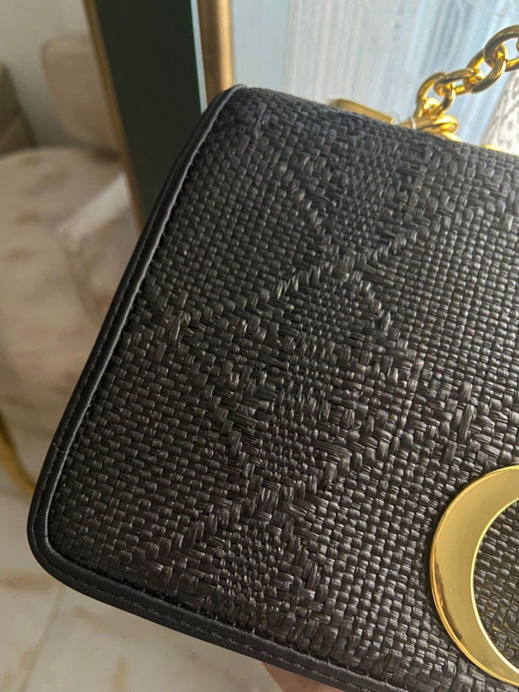 شنطة ديور