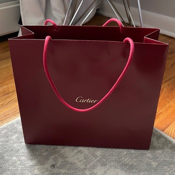 كيس كارتييه حجم كبير 32 في 28 سم