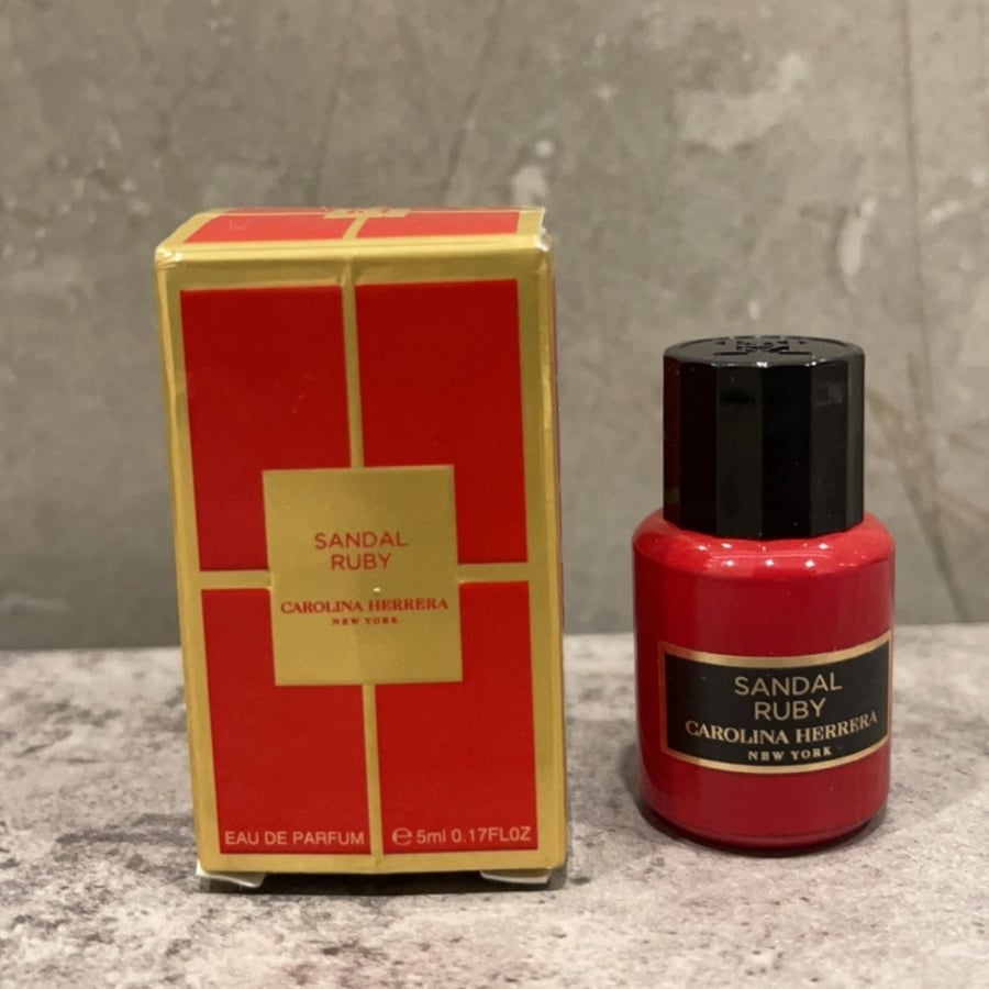 عطر ميني نيش  ساندال روبي كارولينا هريرا 5ML صب