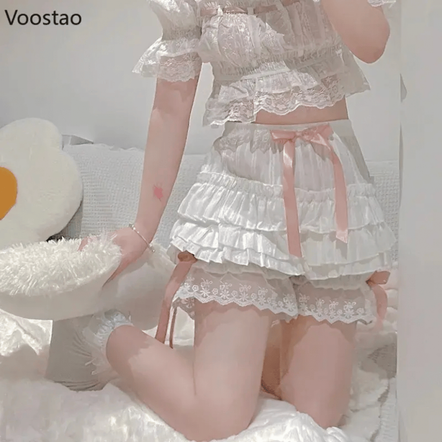 تنورة بيضاء| White skirt