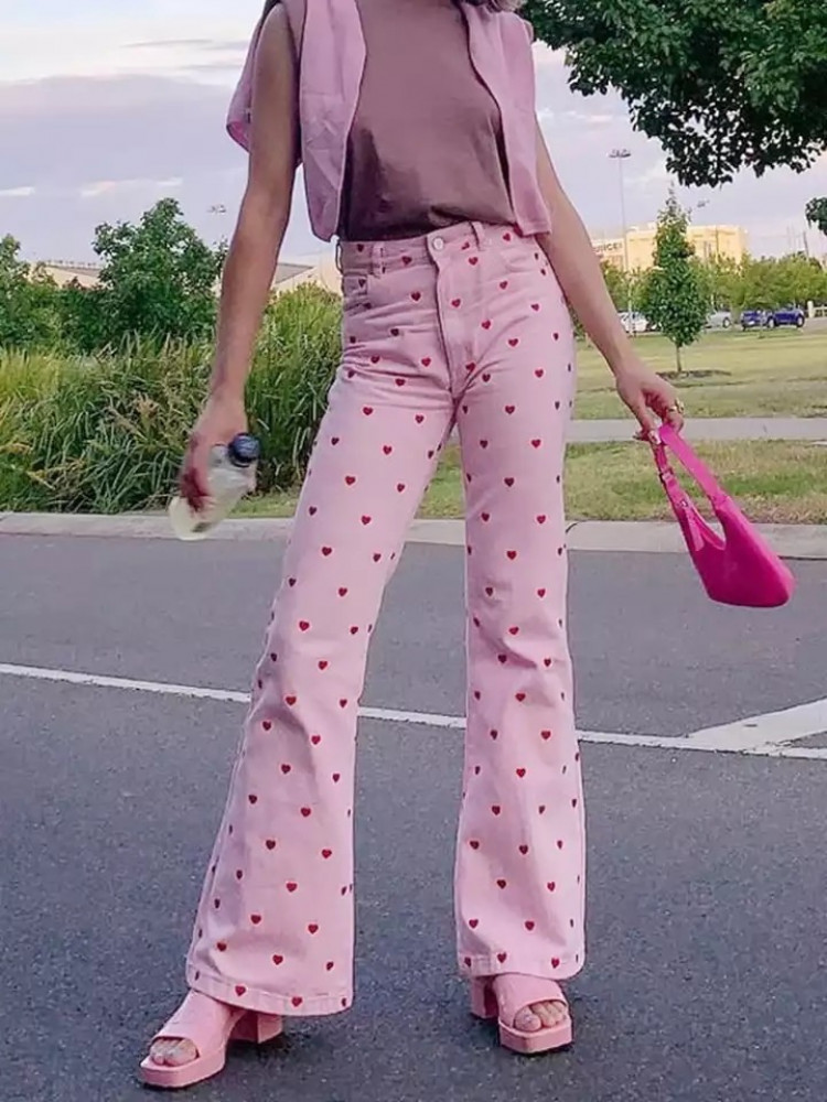 سروال وردي | Heart Shaped