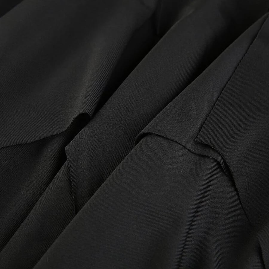 تنورة سوداء  | BLACK SIDE