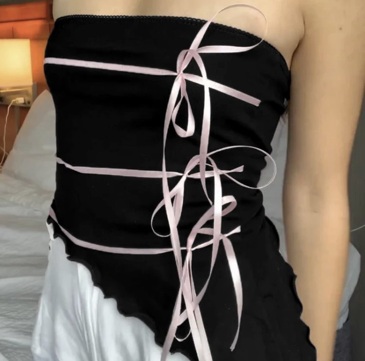 توب Y2k Crop Top l