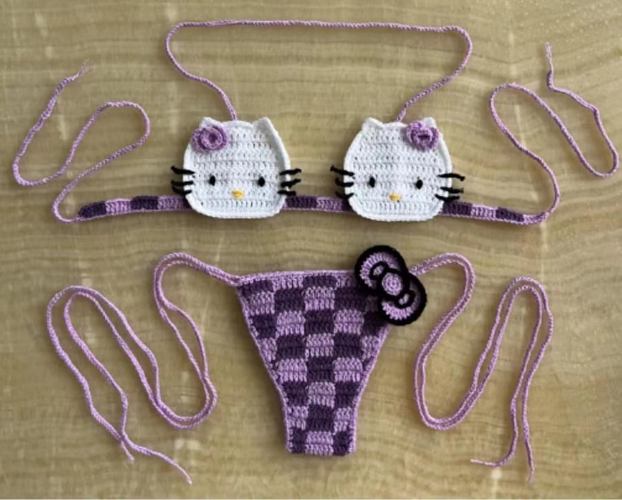 بكيني هيلو كيتي |hello kitty