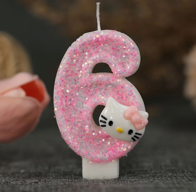 شمعة هيلو كيتي | Hello Kitty candle