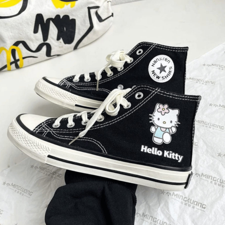 كونفرس هيلو كيتي | Hello Kitty