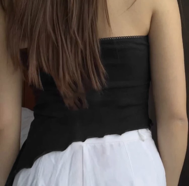 توب Y2k Crop Top l