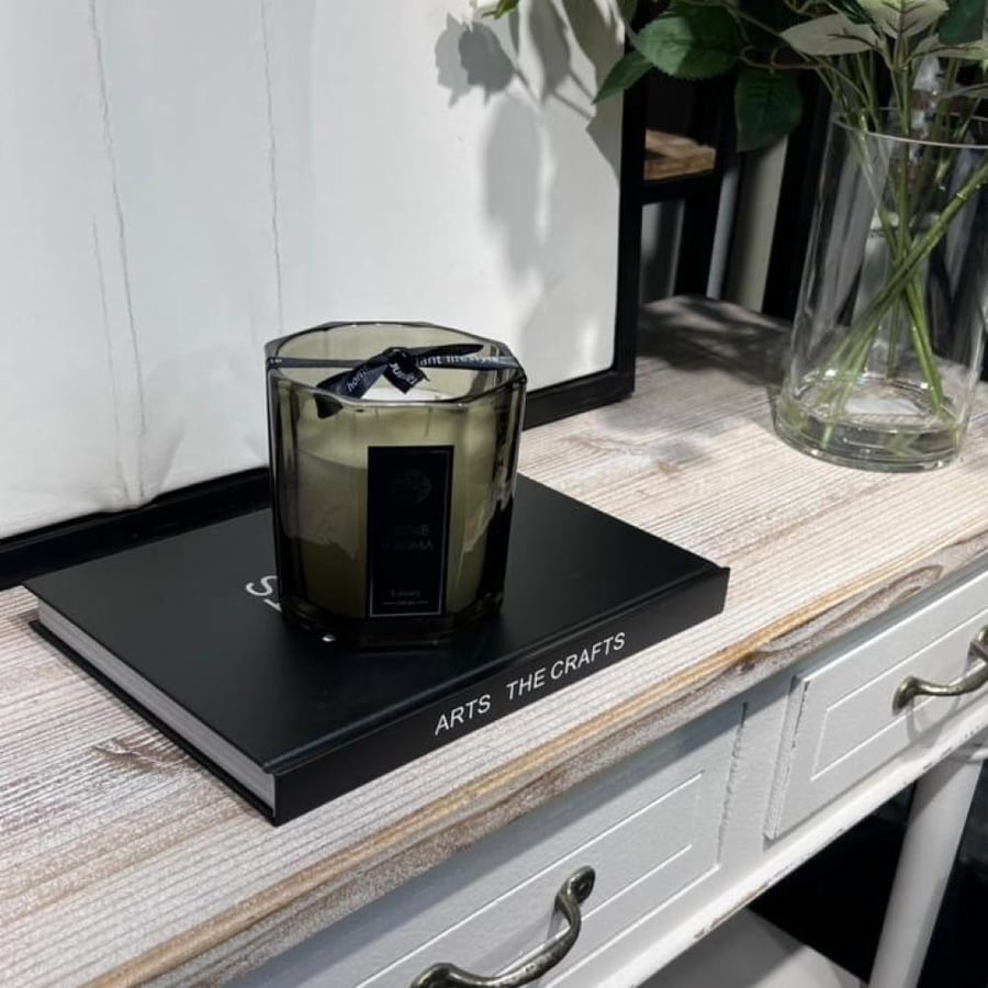شمعة معطرة 600 جرام