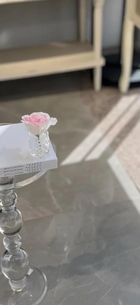 فازة ورد منسق صغير