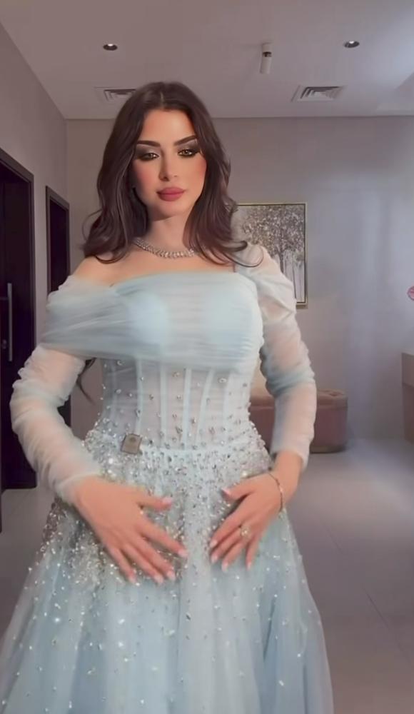 فستان نسرين