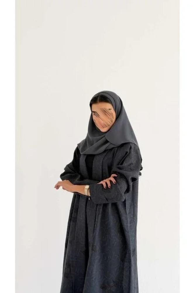عباية لنن مطرزة