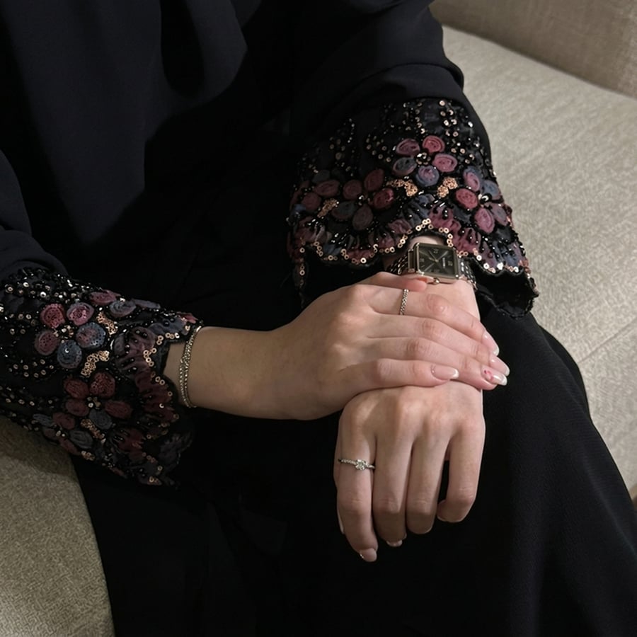 عباية نجيبة