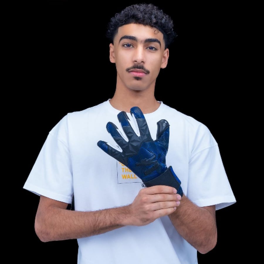 CHARISMA GLOVE