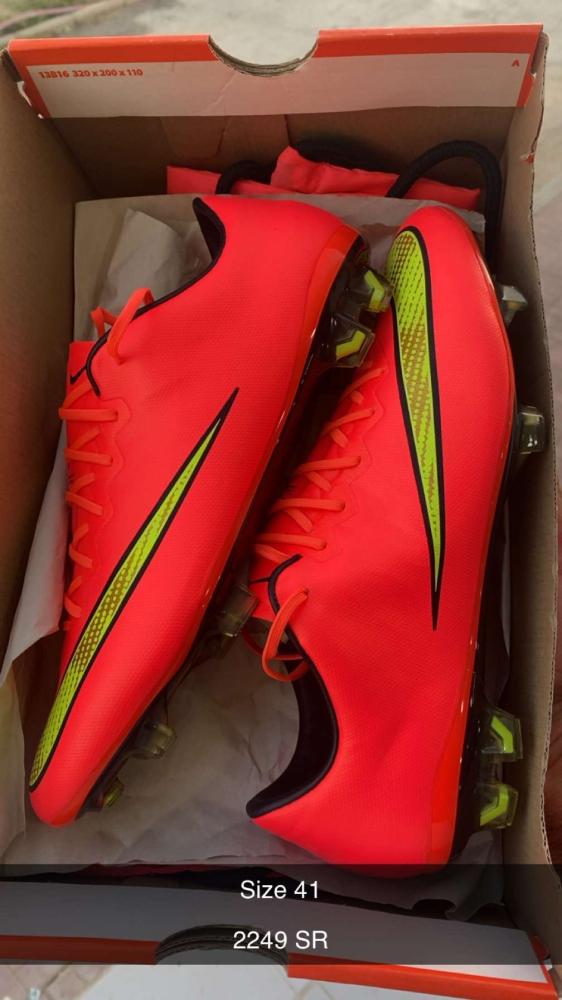 Mercurial Vapor X FG Hyper Punch/Gold/Black