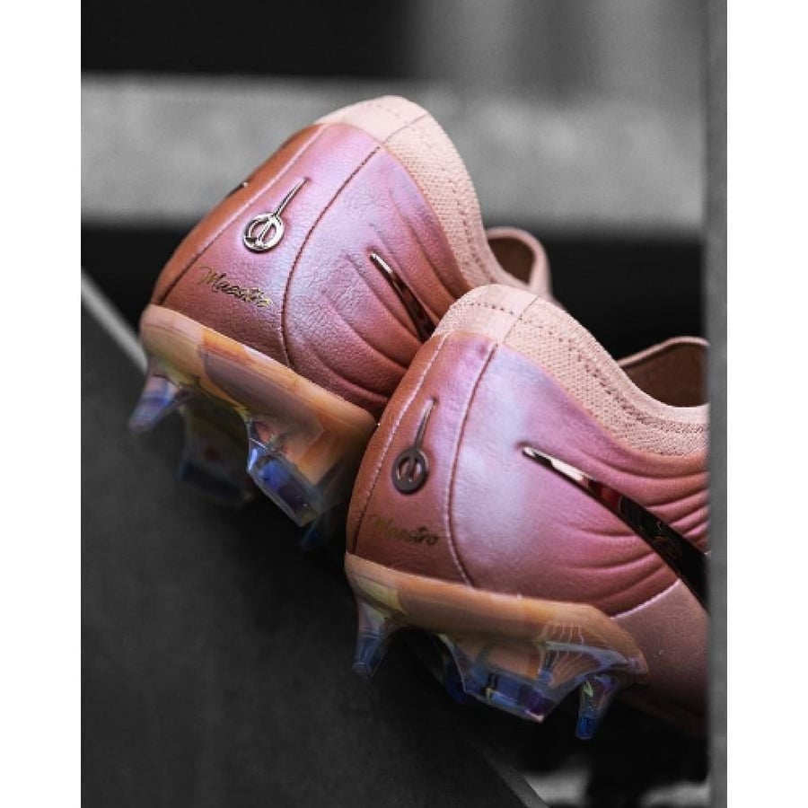 NIKE TIEMPO MAESTRO ELITE FG - METALLIC ROSE GOLD/METALLIC RED BRONZE LIMITED EDITION
