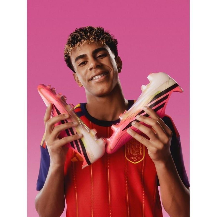 F50 Hyperfast Elite Laceless FG