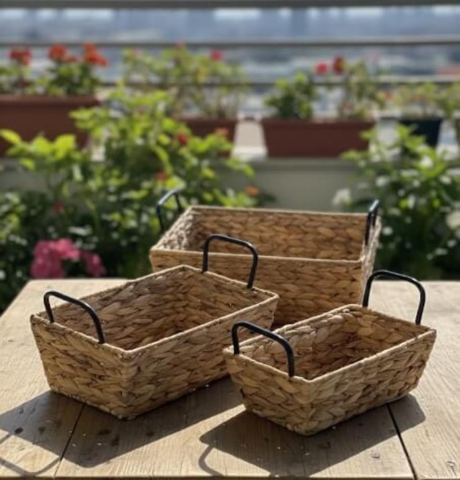 Storage baskets