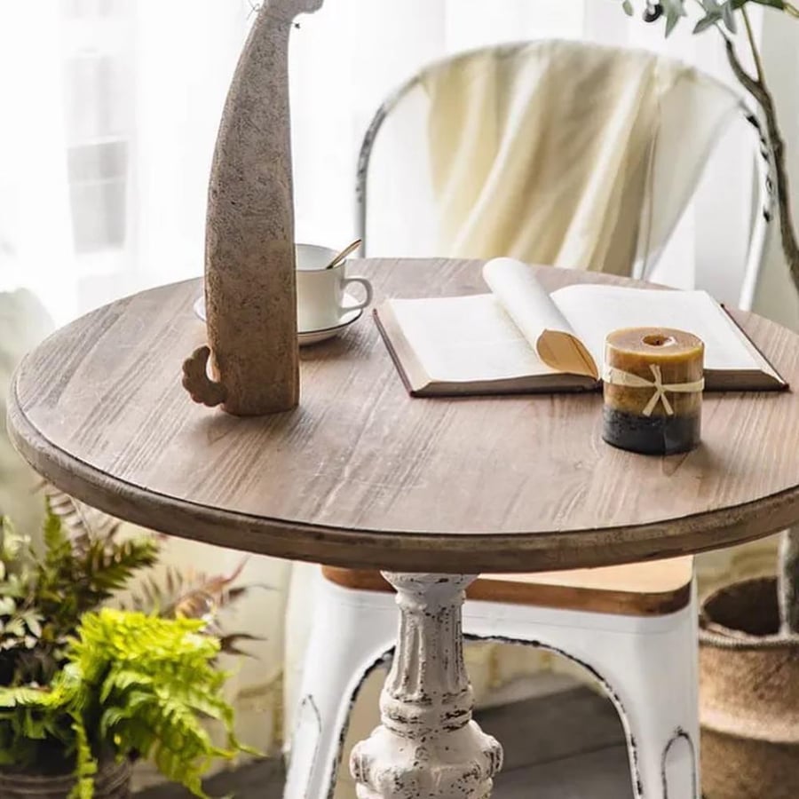 طاولة طراز روماني LAIKO