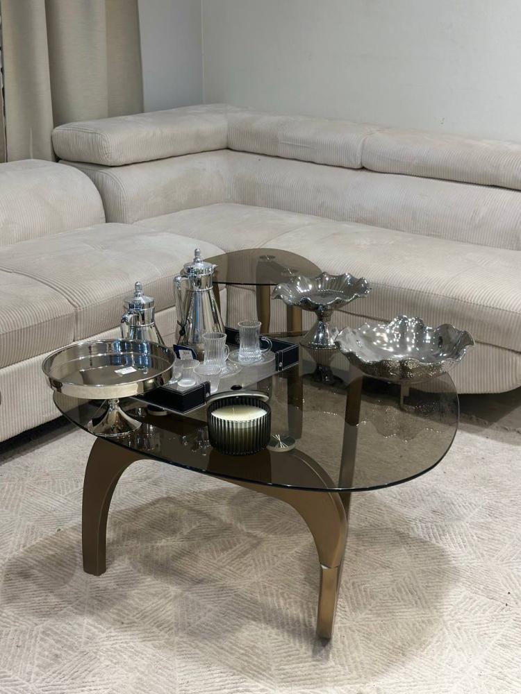 طقم طاولات سطح زجاج شفاف بني قواعد لون نحاسي