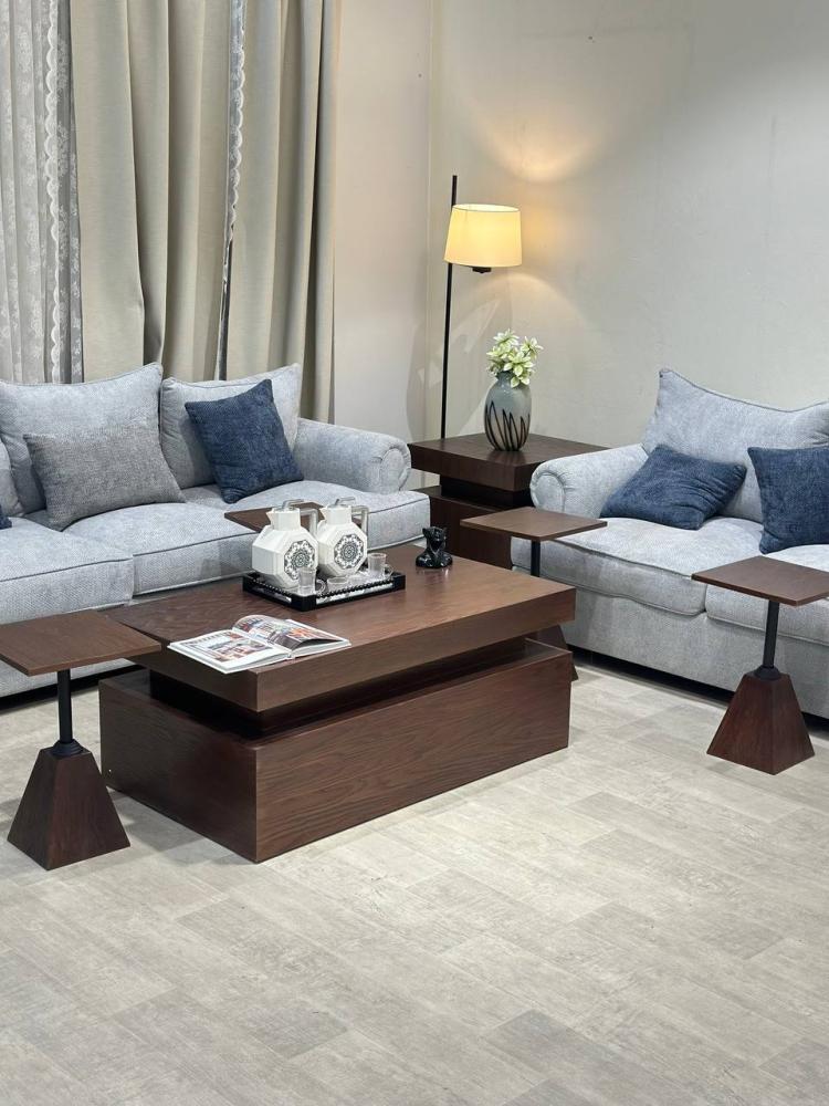 طقم طاولات سنديان مع 4 طاولات خدمة