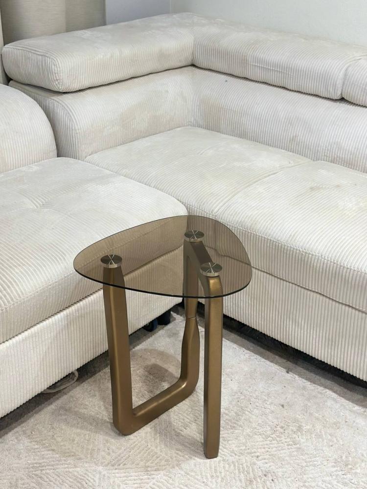 طقم طاولات سطح زجاج شفاف بني قواعد لون نحاسي