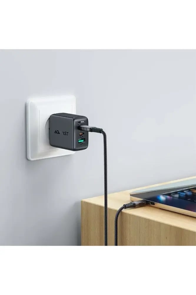 سلك شاحن USB-C من Acefast