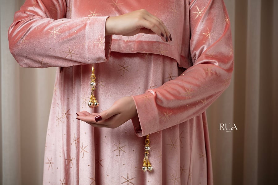 جلابية مخمل مشمشي  بنجوم ذهبية لرمضان | RUA