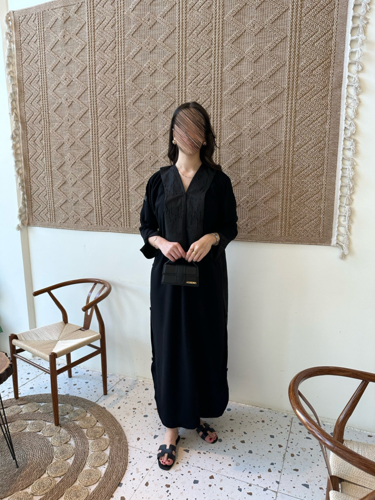 عباية بياقة