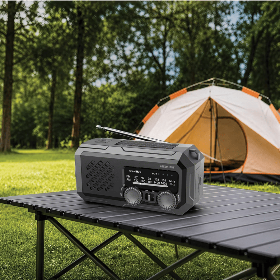 جرين ليون - راديو متنقل مع باور بانك 20000mAh أسود جرين ليون Green Lion G-Radio Lite 20000Mah Power Bank , Radio , Flashlight - Black