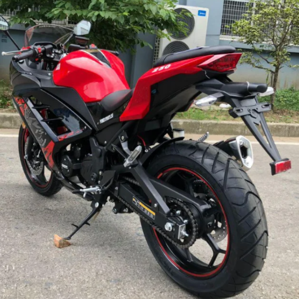 دراجة نارية  250CC موديل 2026 لون أحمر