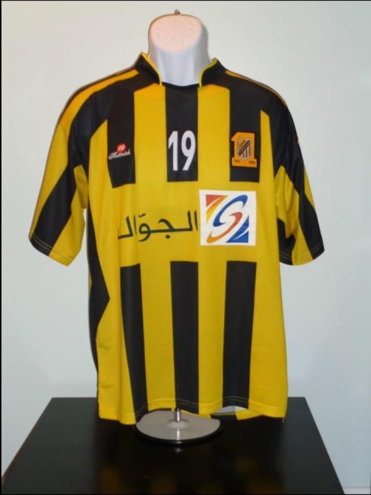 تيشيرت نادي الاتحاد الكلاسيكي 2005-2006 الأصفر والأسود بشعار الجوال