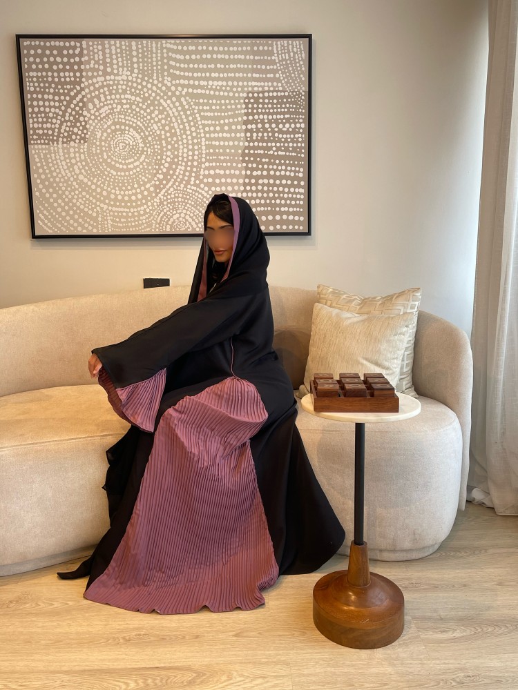 عباية ورود