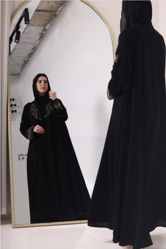 عباية روزان بقماش تويكس
