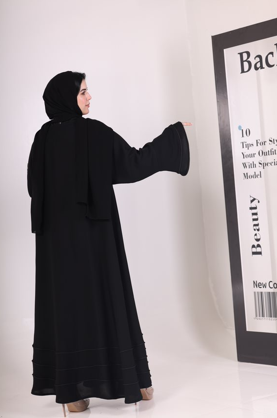عباية حسنا بقماش دبل كلوش
